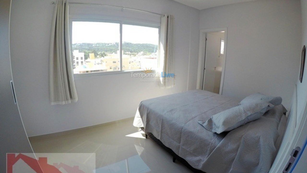 Apartamento para aluguel de temporada em Bombinhas (Praia de Bombas)