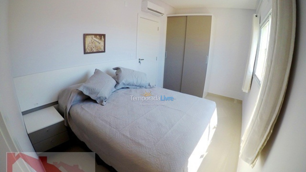 Apartamento para aluguel de temporada em Bombinhas (Praia de Bombas)