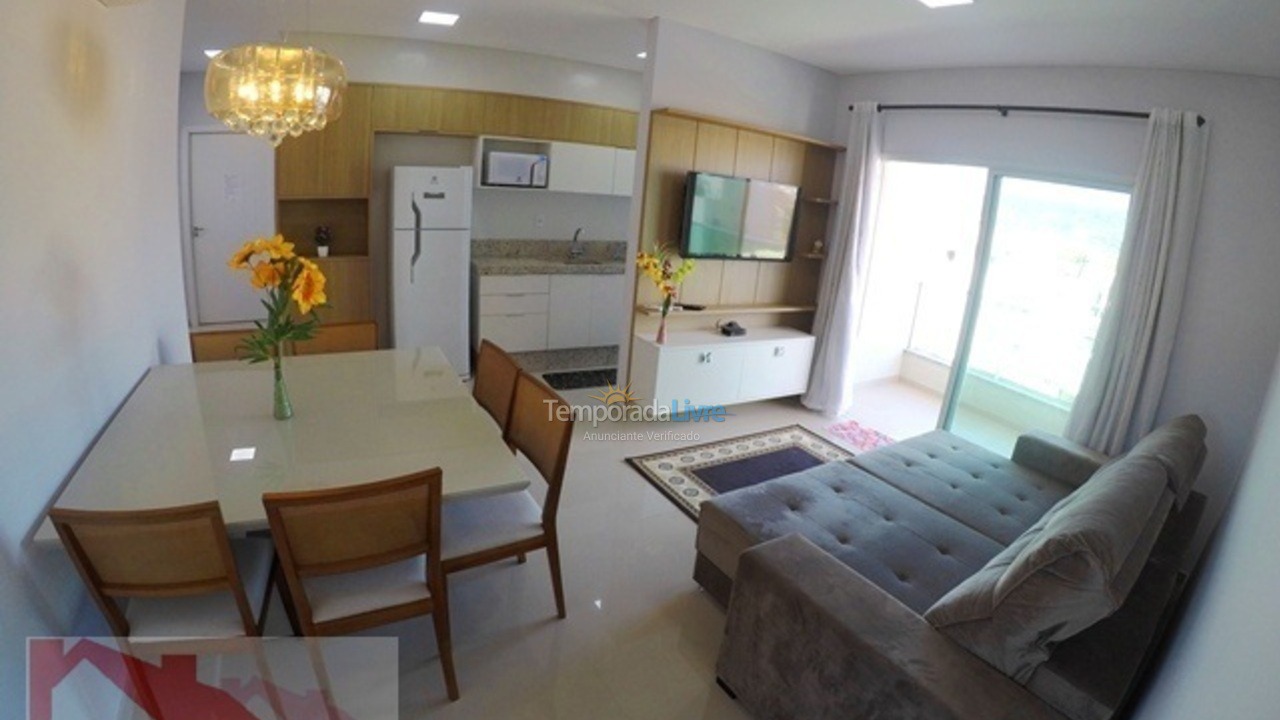 Apartamento para aluguel de temporada em Bombinhas (Praia de Bombas)