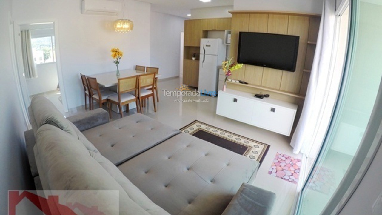 Apartamento para aluguel de temporada em Bombinhas (Praia de Bombas)