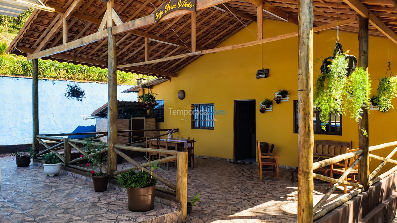 Granja para alquiler de vacaciones em Juquitiba (Super Promoção Com Wifi 100 Mts da Rodovia)