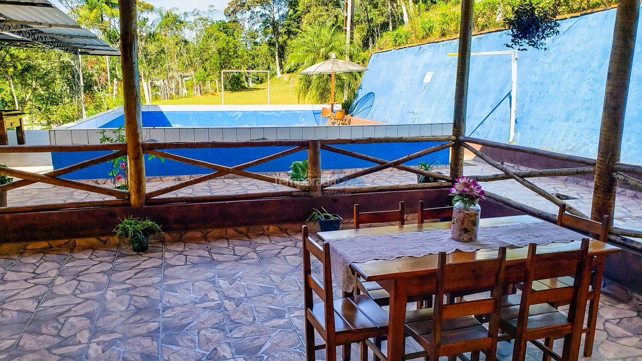 Granja para alquiler de vacaciones em Juquitiba (Super Promoção Com Wifi 100 Mts da Rodovia)
