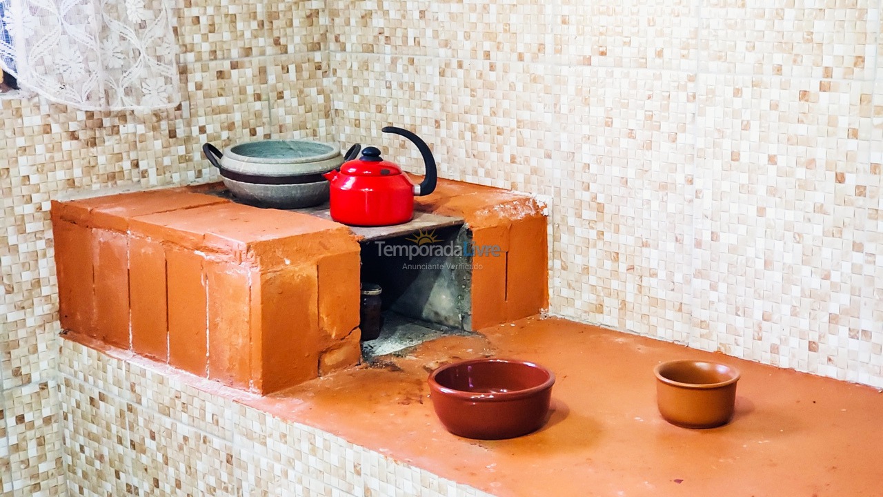 Granja para alquiler de vacaciones em Juquitiba (Super Promoção Com Wifi 100 Mts da Rodovia)