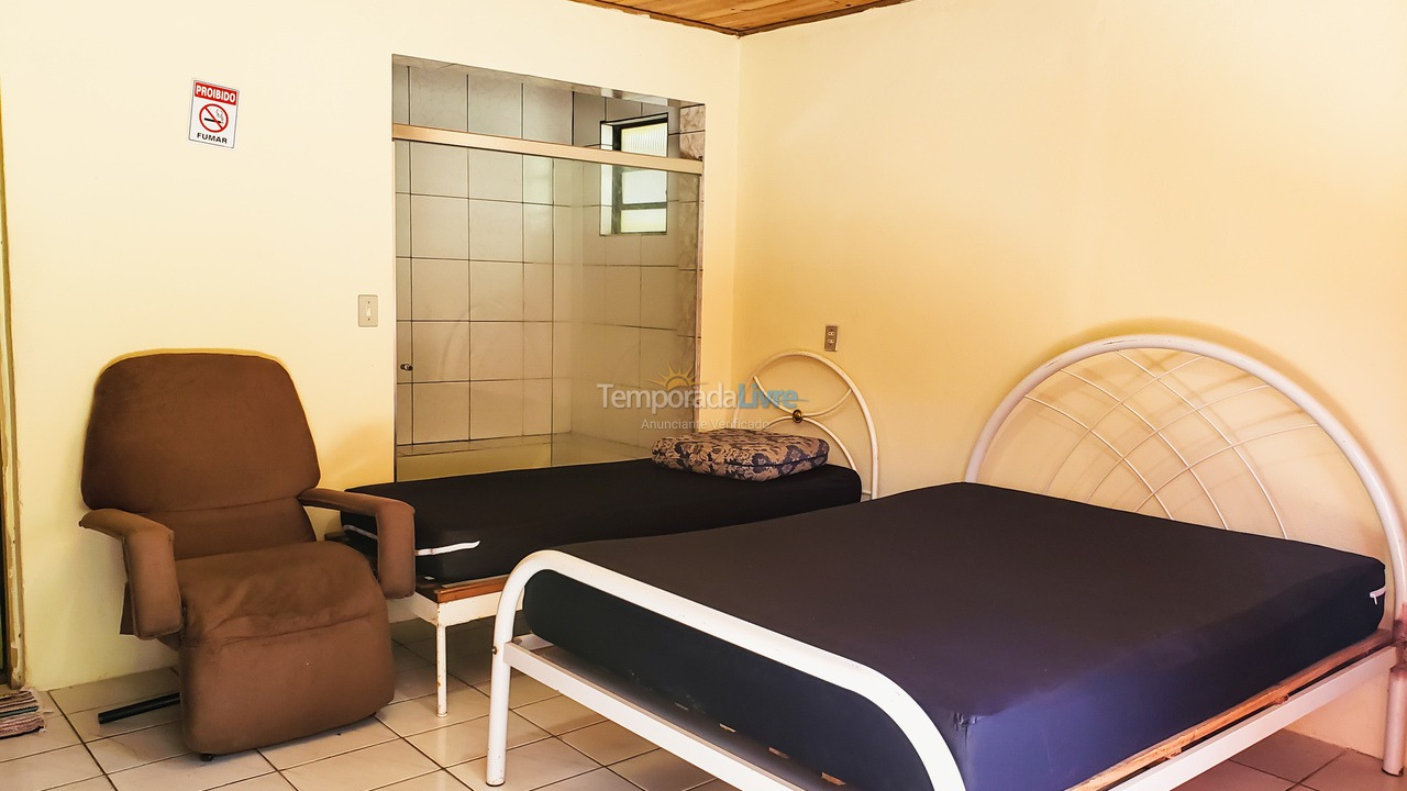 Granja para alquiler de vacaciones em Juquitiba (Super Promoção Com Wifi 100 Mts da Rodovia)