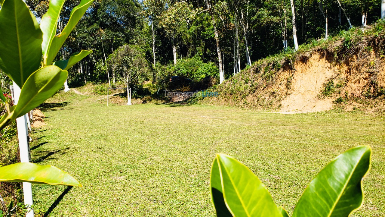 Granja para alquiler de vacaciones em Juquitiba (Super Promoção Com Wifi 100 Mts da Rodovia)