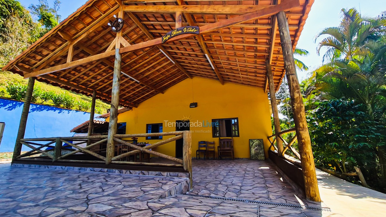 Granja para alquiler de vacaciones em Juquitiba (Super Promoção Com Wifi 100 Mts da Rodovia)