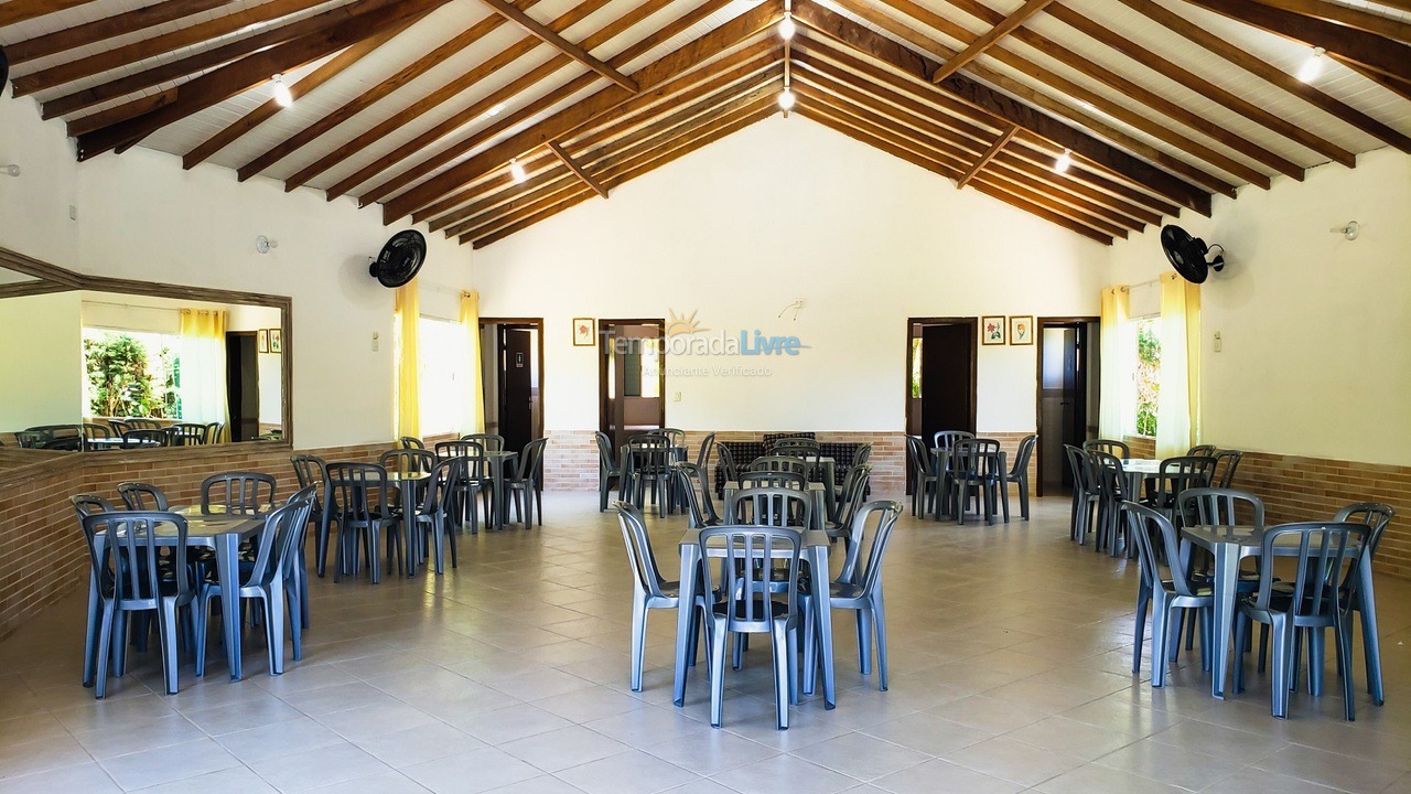 Chácara / sítio para aluguel de temporada em Juquitiba (Piscina Guitarra 30 Metros da Rodovia Festas E Temporada)