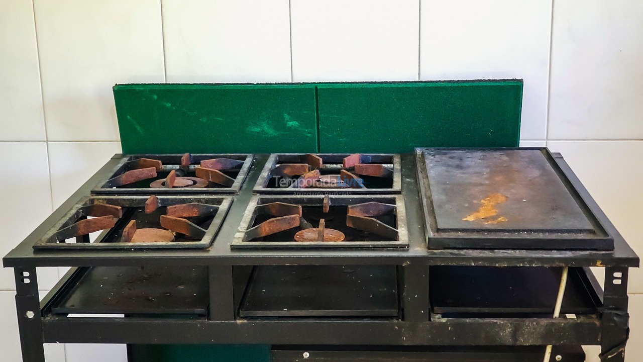 Chácara / sítio para aluguel de temporada em Juquitiba (Piscina Guitarra 30 Metros da Rodovia Festas E Temporada)