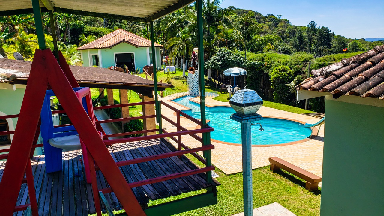 Chácara / sítio para aluguel de temporada em Juquitiba (Piscina Guitarra 30 Metros da Rodovia Festas E Temporada)