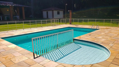 SÍTIO PARA TEMPORADA PROXÍMO A SÃO LOURENÇO DA SERRA ( FÁCIL ACESSO)