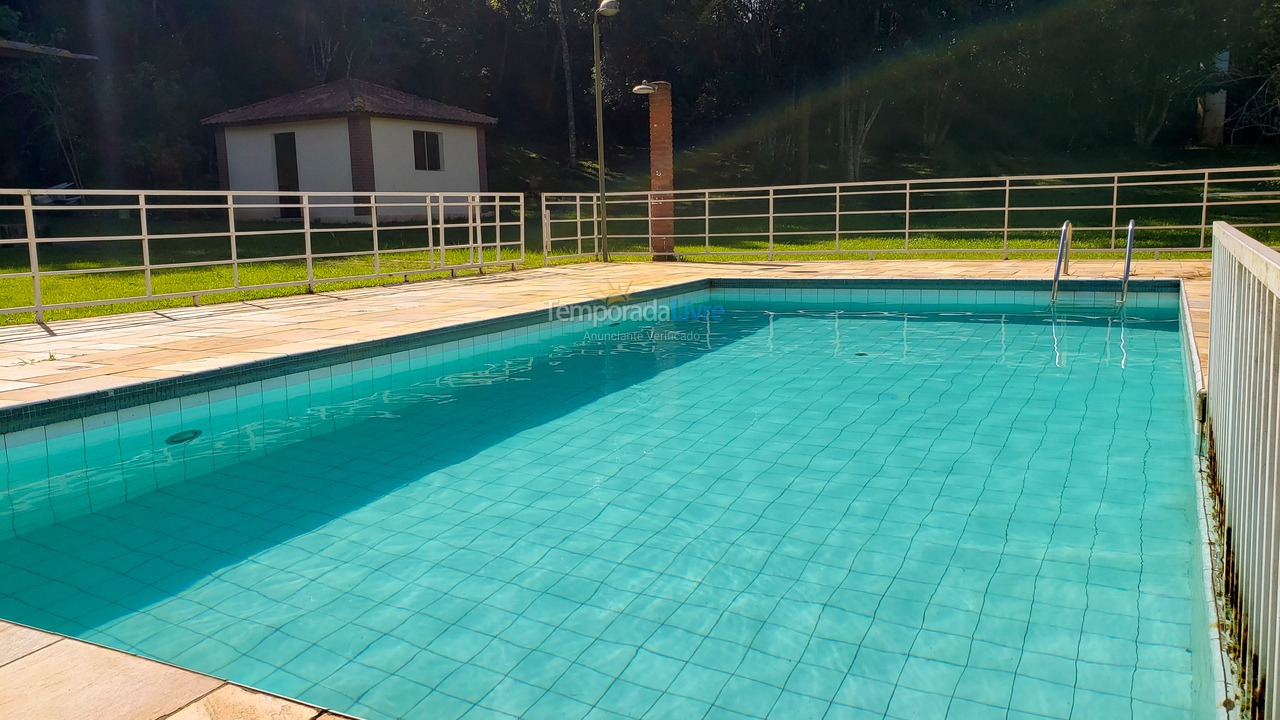 Chácara / sítio para aluguel de temporada em São Lourenço da Serra (Sitio)