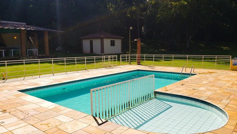 SÍTIO PARA TEMPORADA PROXÍMO A SÃO LOURENÇO DA SERRA ( FÁCIL ACESSO)