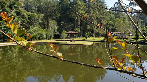 SÍTIO PARA TEMPORADA PROXÍMO A SÃO LOURENÇO DA SERRA ( FÁCIL ACESSO)