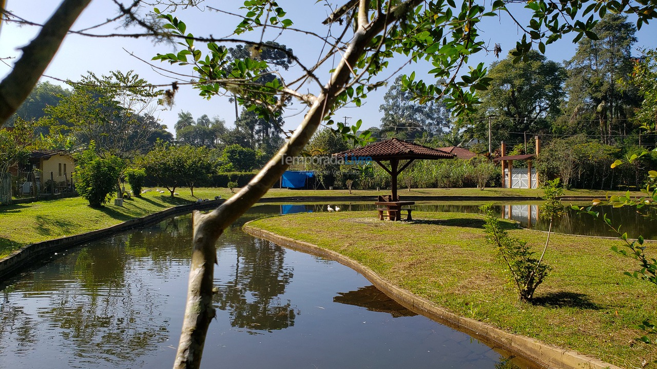 Chácara / sítio para aluguel de temporada em São Lourenço da Serra (Sitio)