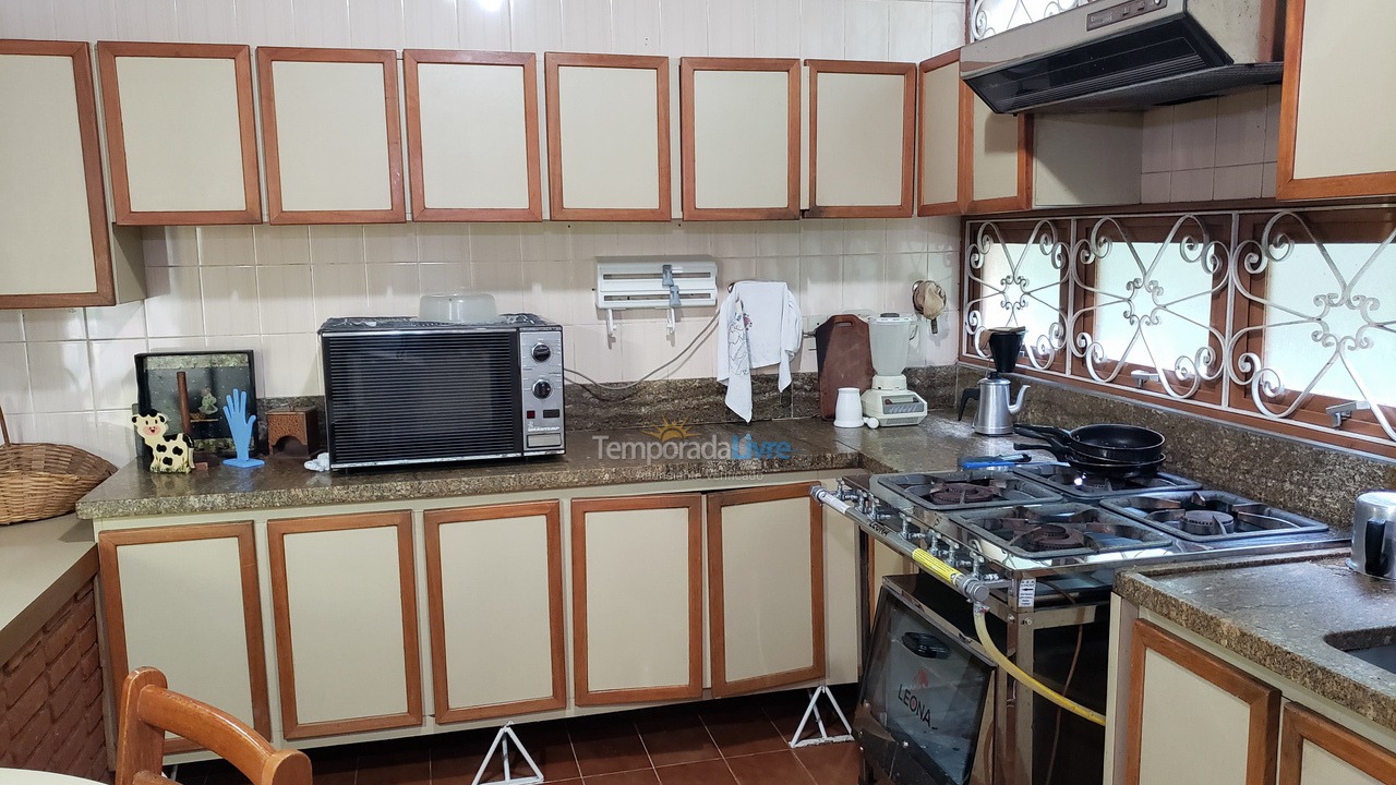 Chácara / sítio para aluguel de temporada em São Lourenço da Serra (Sitio)