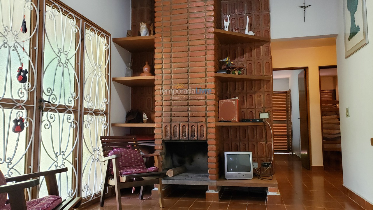 Chácara / sítio para aluguel de temporada em São Lourenço da Serra (Sitio)