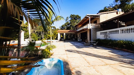 CHÁCARA PARA TEMPORADA ( PISCINA COM GAZEBO)