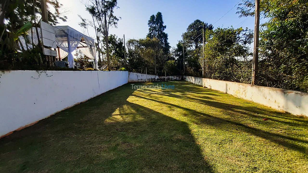 Chácara / sítio para aluguel de temporada em Juquitiba (Centro de Juquitiba)