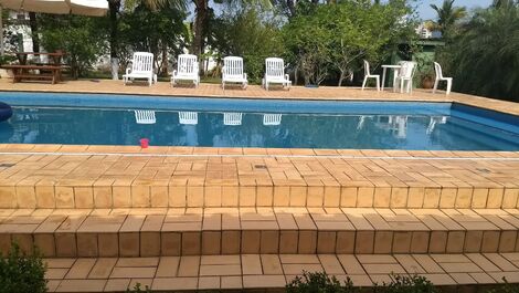 HERMOSA CASA ADOSADA PARA HASTA 11 PERSONAS 30M PRAIA DA ENSEADA - GUARUJÁ