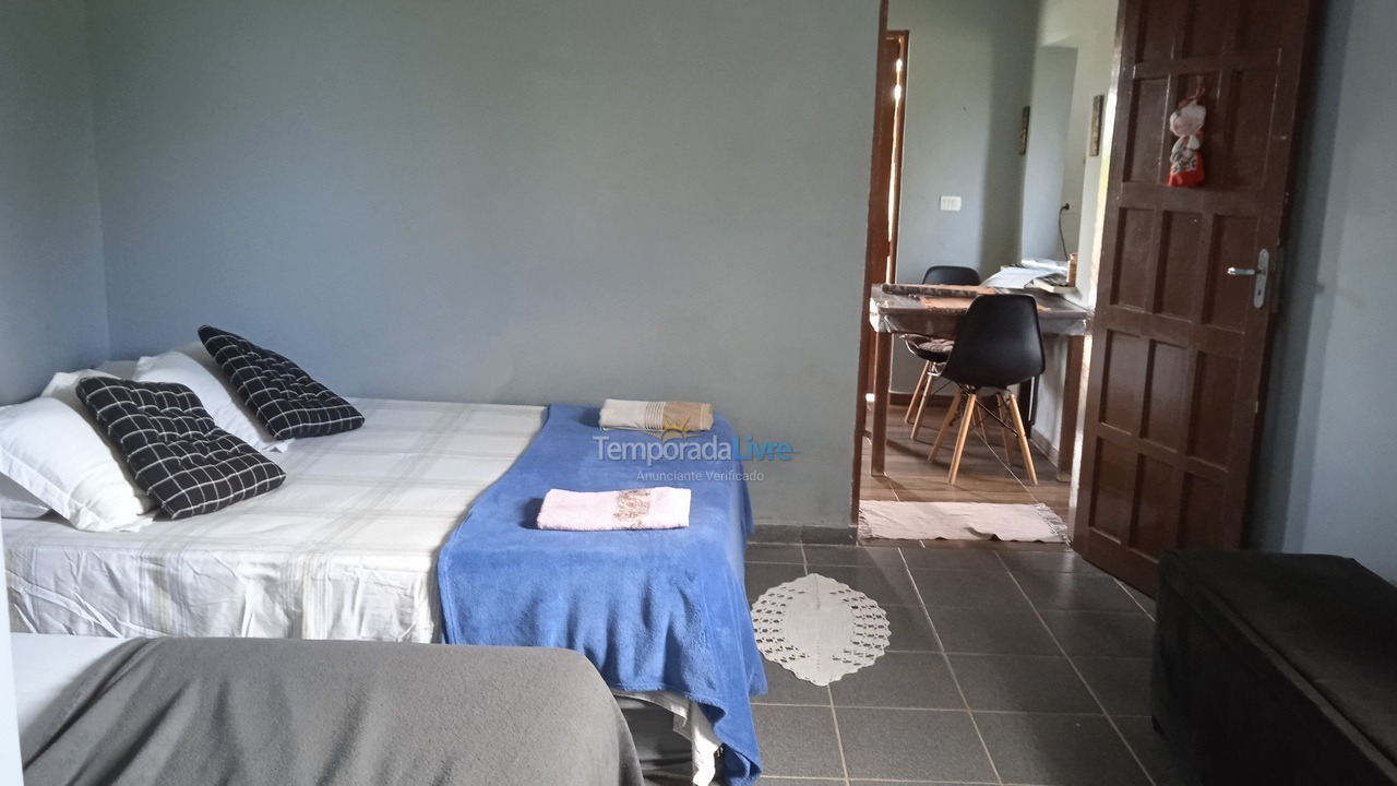 Casa para aluguel de temporada em Ilha Comprida (Av Moreira Sales)