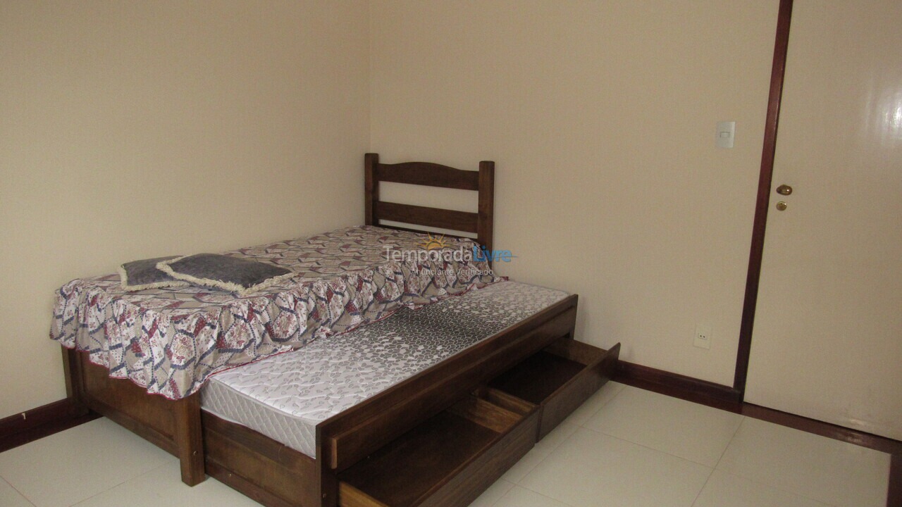 Apartment for vacation rental in Valença (Conservatória)