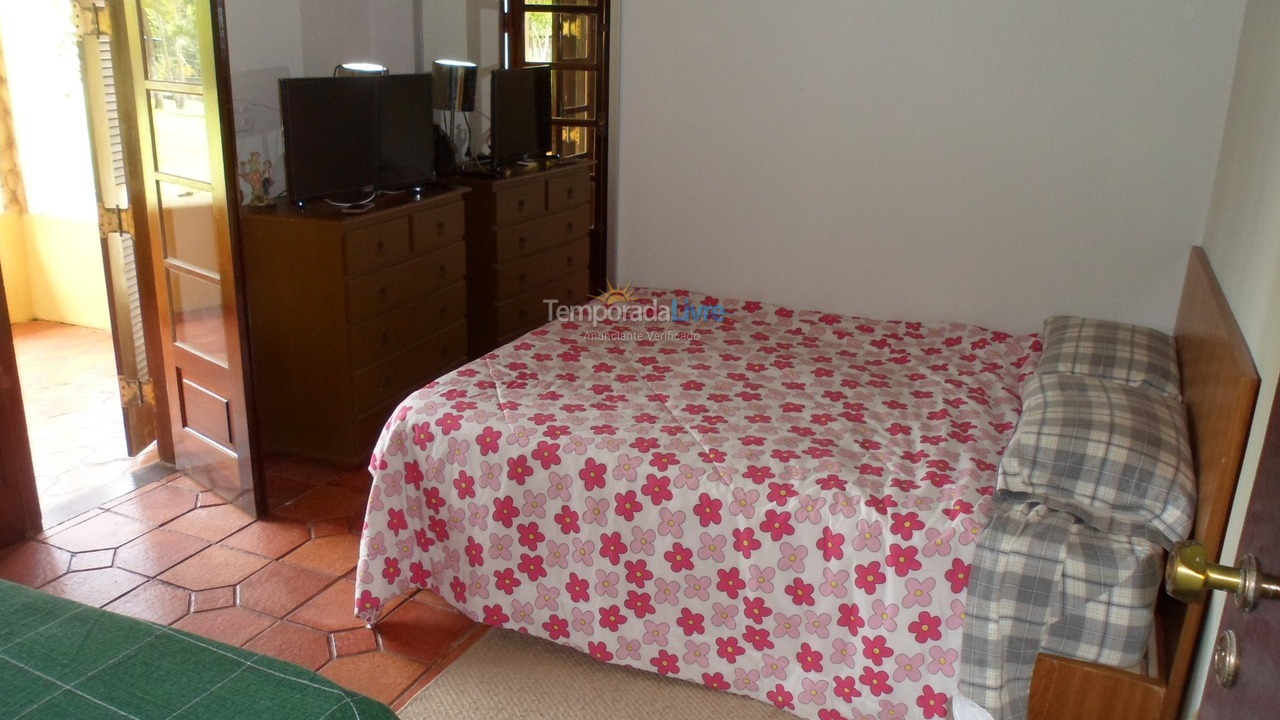 Ranch for vacation rental in Mogi das Cruzes (Biritiba Ussu)