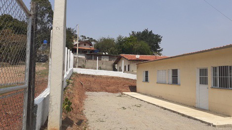 Área na frente da casa