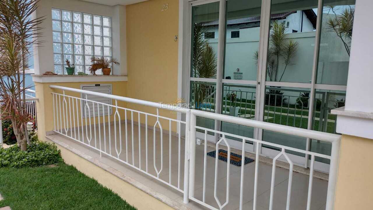 Casa para aluguel de temporada em Florianopolis (Canasvieiras)