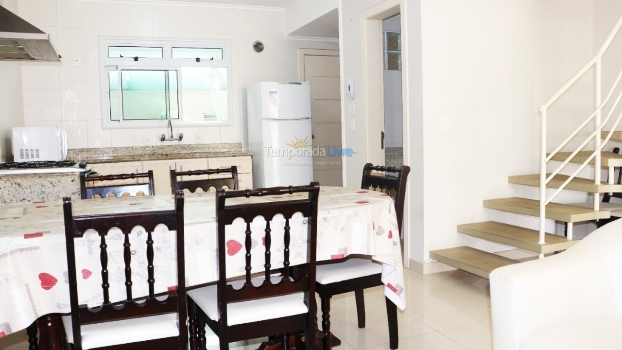 Casa para aluguel de temporada em Florianopolis (Canasvieiras)