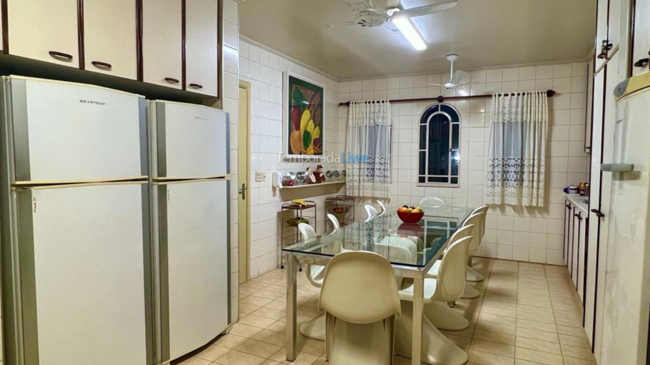 Casa para alquiler de vacaciones em Indaiatuba (Condomínio Helvetia Country Residencial)