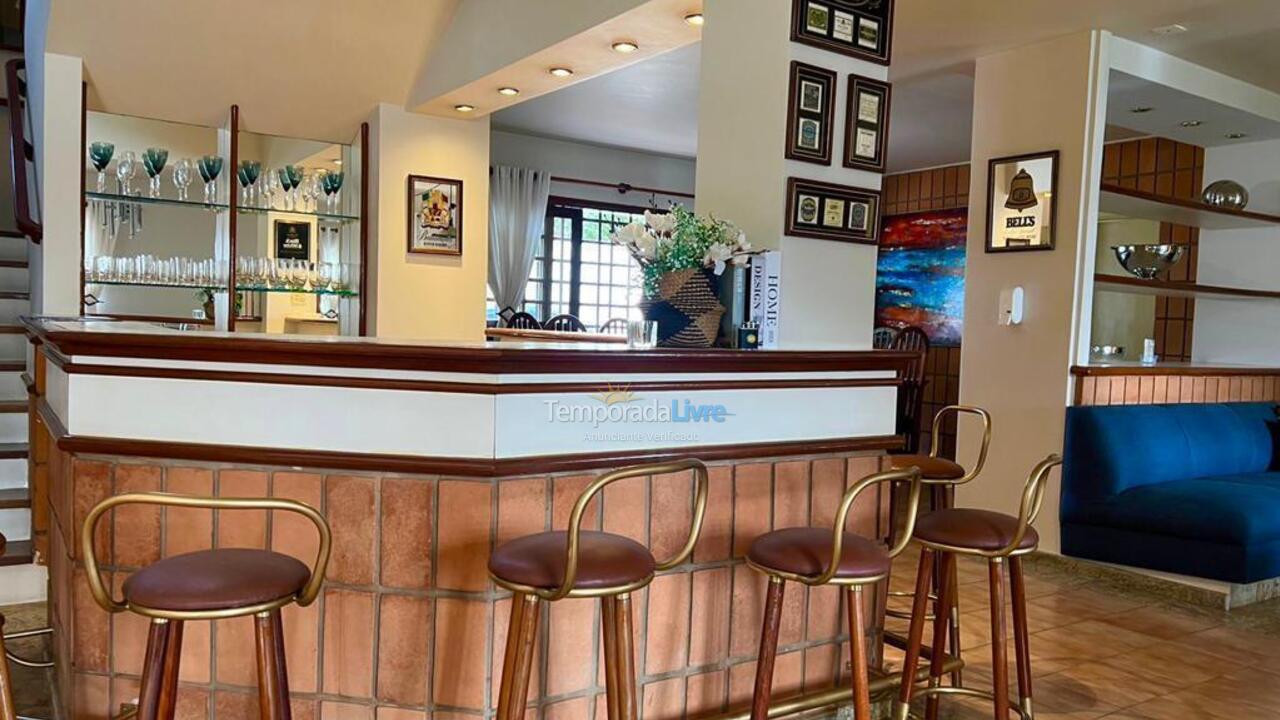 Casa para alquiler de vacaciones em Indaiatuba (Condomínio Helvetia Country Residencial)