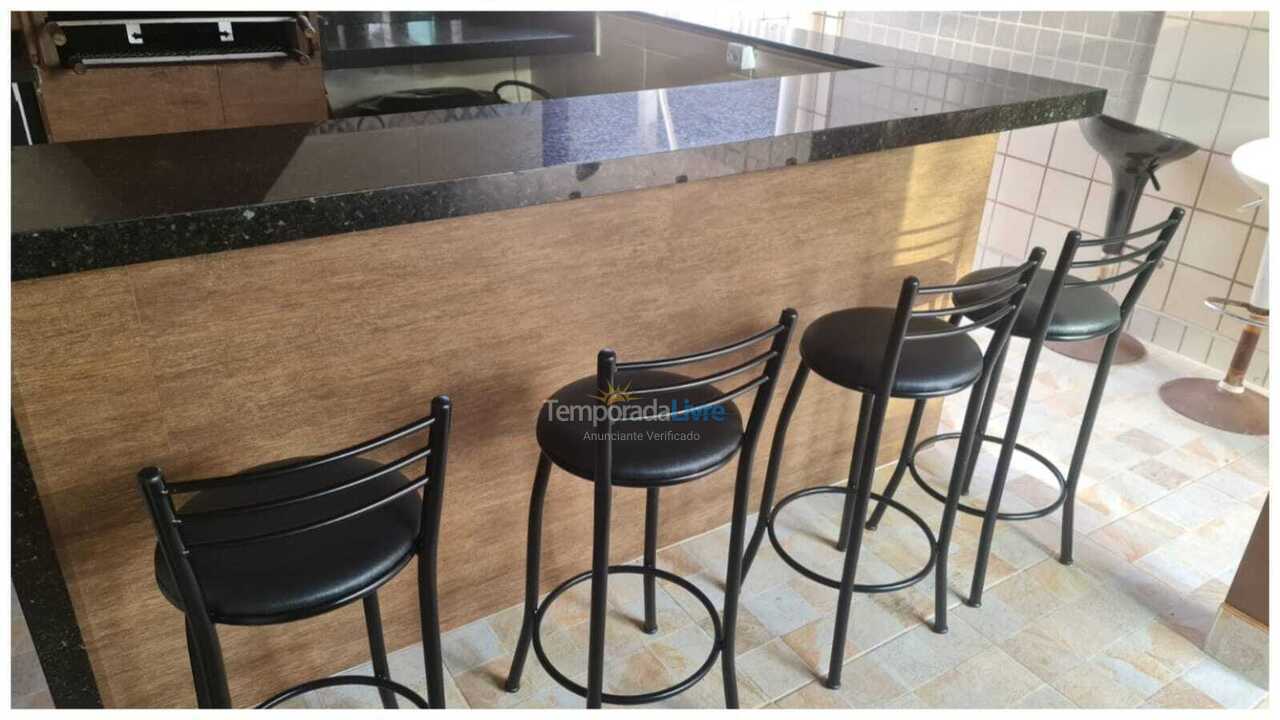 Apartamento para aluguel de temporada em Guarujá (Enseada)