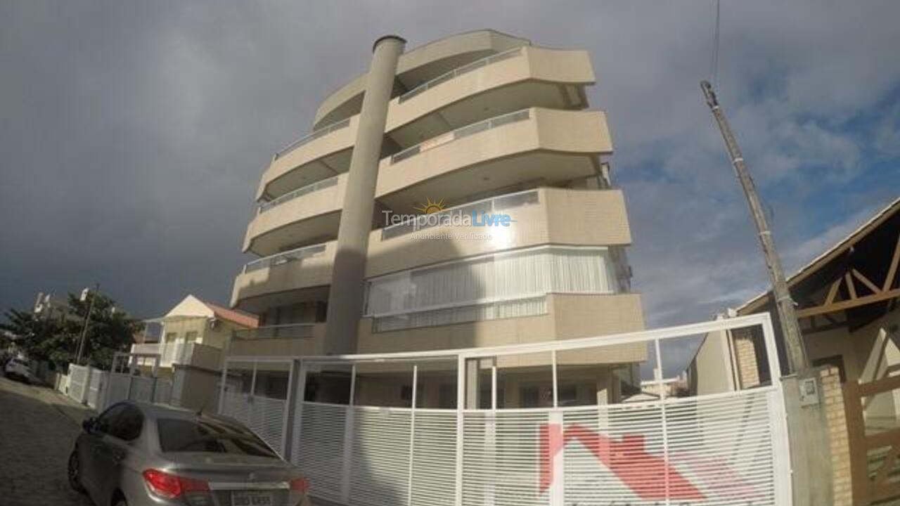 Apartamento para aluguel de temporada em Bombinhas (Praia de Bombas)