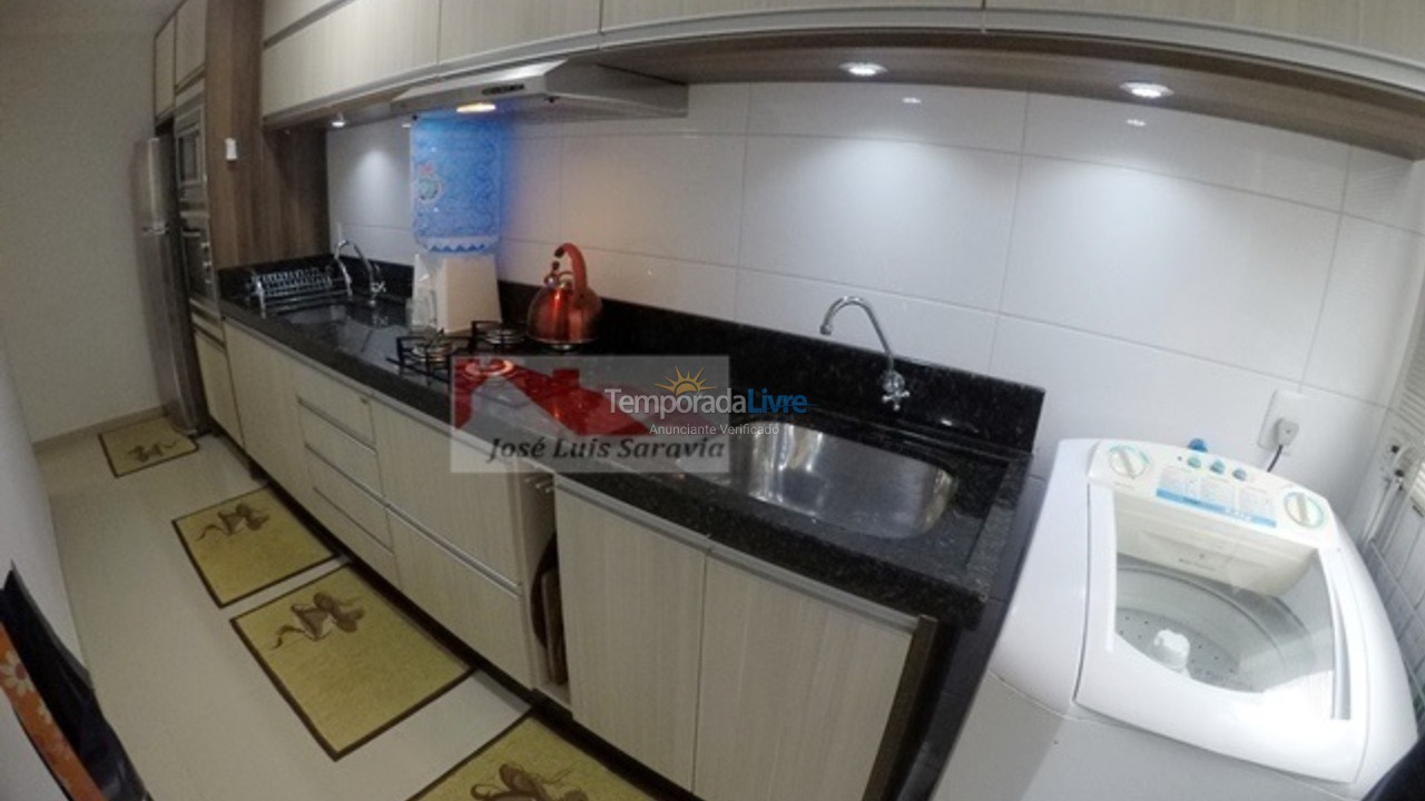 Apartamento para aluguel de temporada em Bombinhas (Praia de Bombas)