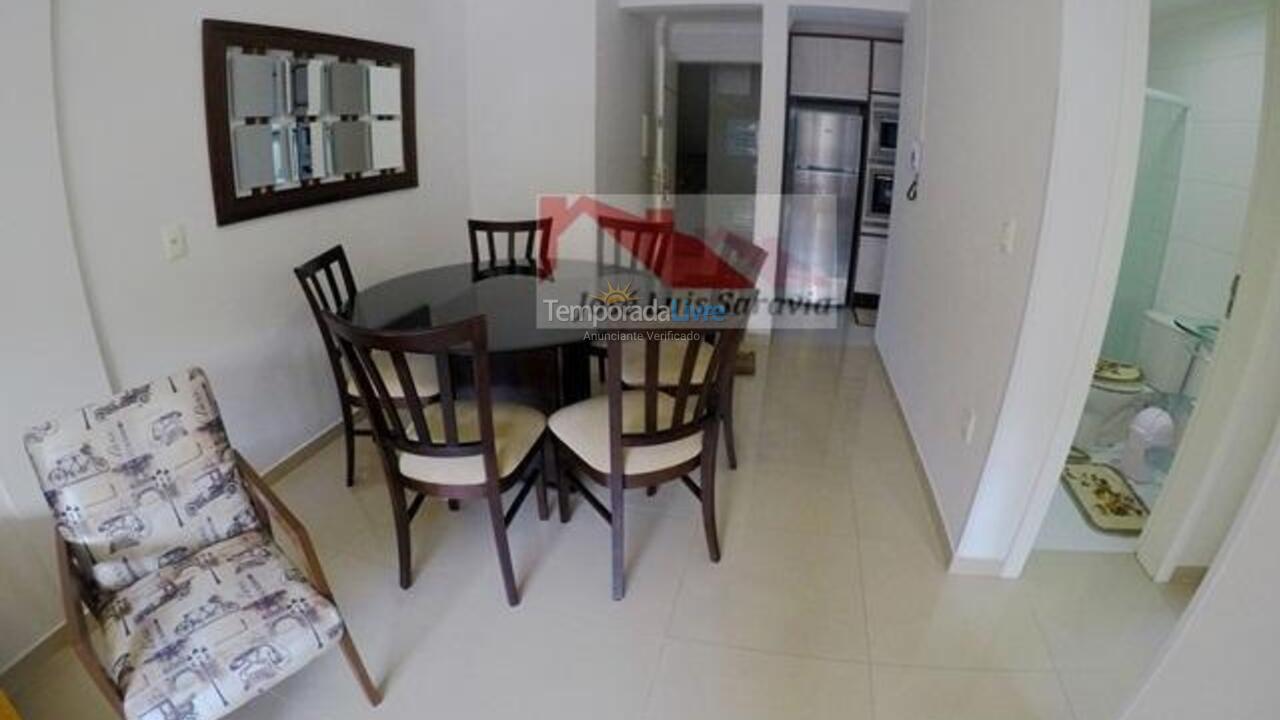 Apartamento para aluguel de temporada em Bombinhas (Praia de Bombas)