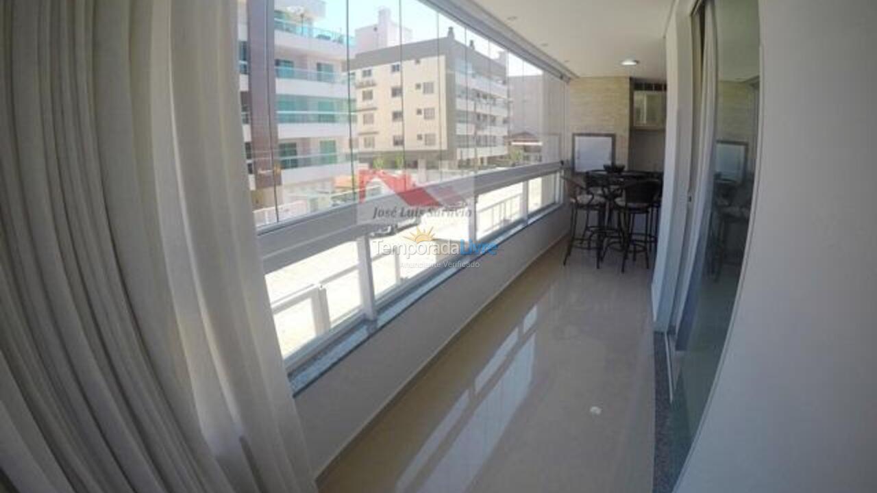 Apartamento para aluguel de temporada em Bombinhas (Praia de Bombas)