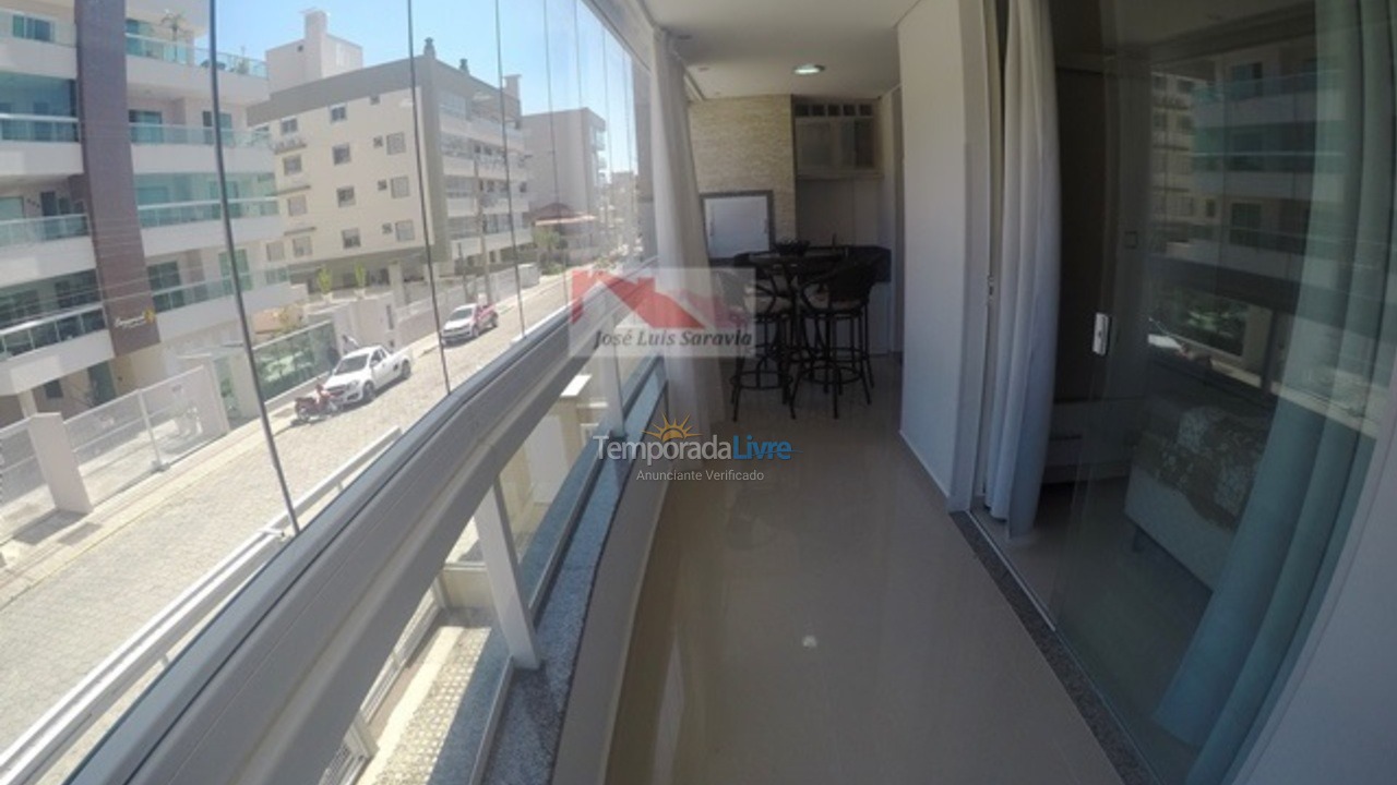 Apartamento para aluguel de temporada em Bombinhas (Praia de Bombas)