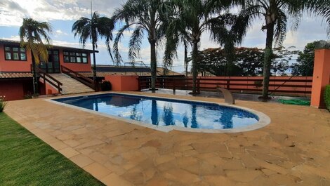 Linda Chácara para locação de temporada interior SP