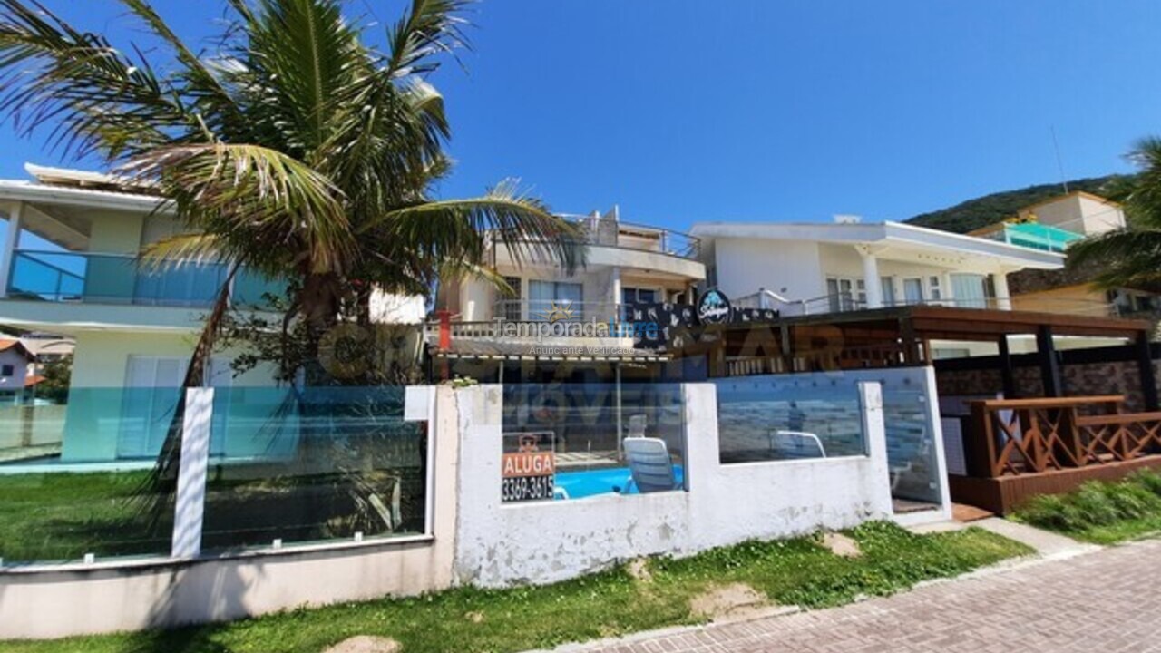 House for vacation rental in Bombinhas (Praia de Bombas)