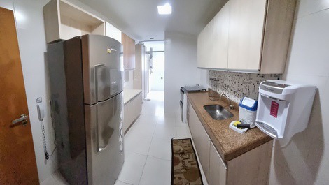 Ap 3 bedrooms, 3 bathrooms, partial sea view, w / Wi-fi, C / garage