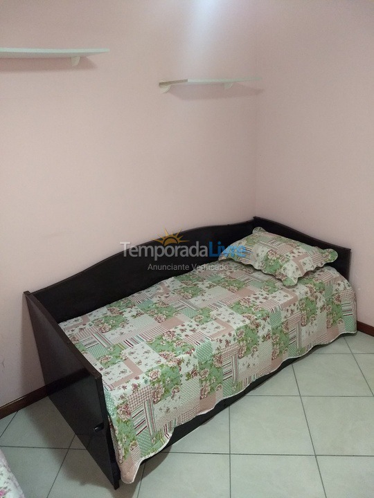 Apartamento para aluguel de temporada em Guarapari (Praia do Morro)