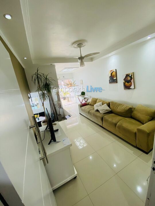 Apartamento para aluguel de temporada em Guarujá (Enseada)