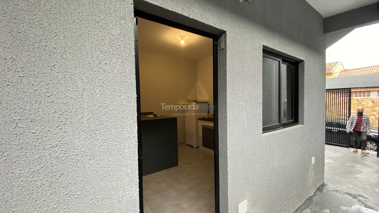 Casa para aluguel de temporada em São José dos Campos (Vila Tatetuba)