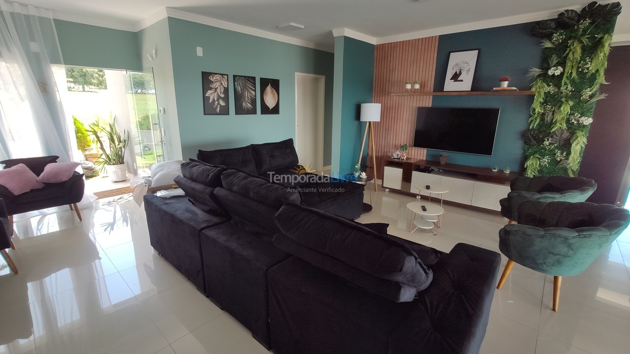 House for vacation rental in Itaí (Riviera Santa Cristina)