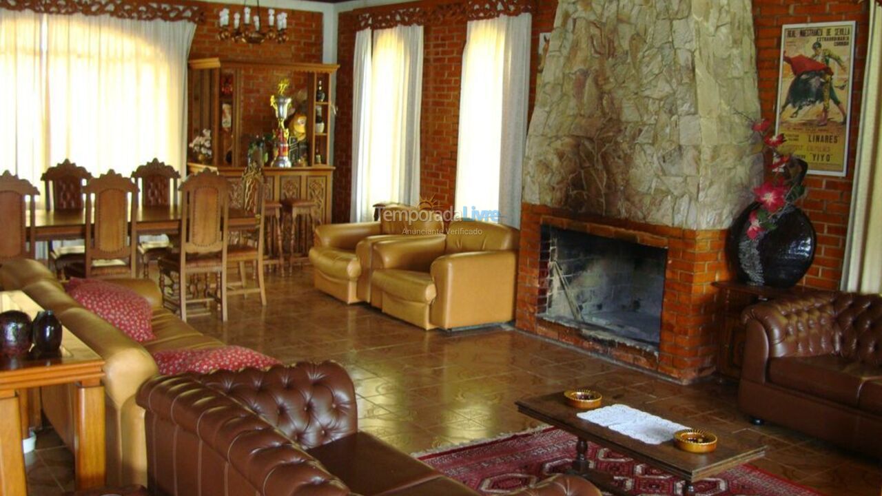 Granja para alquiler de vacaciones em Suzano (Clube Dos Oficiais)