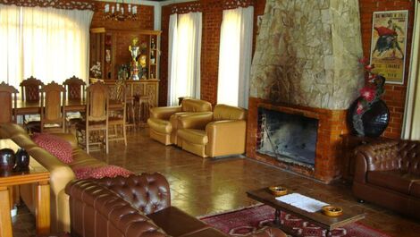 Sitio con gran estructura en Suzano