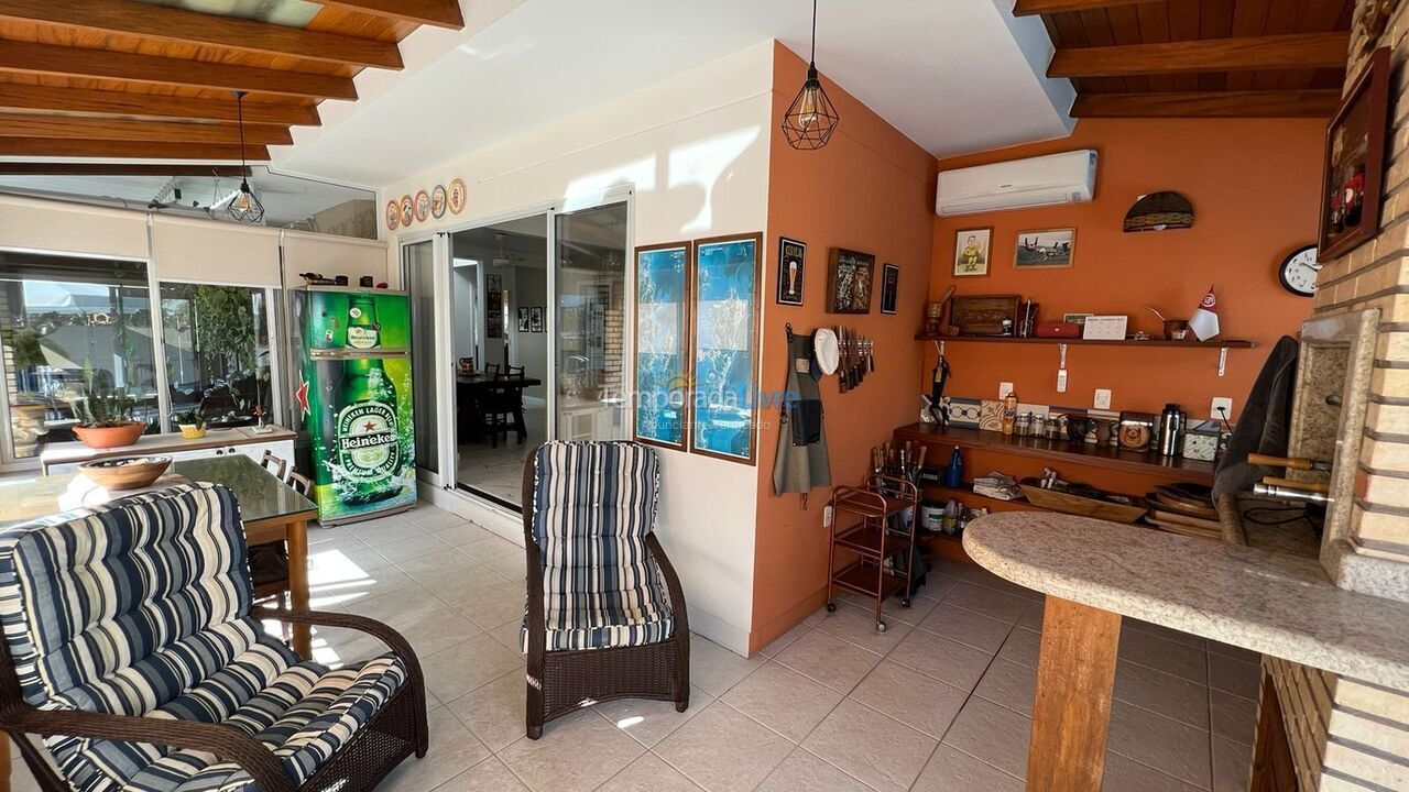 House for vacation rental in Florianopolis (Jurerê Internacional)