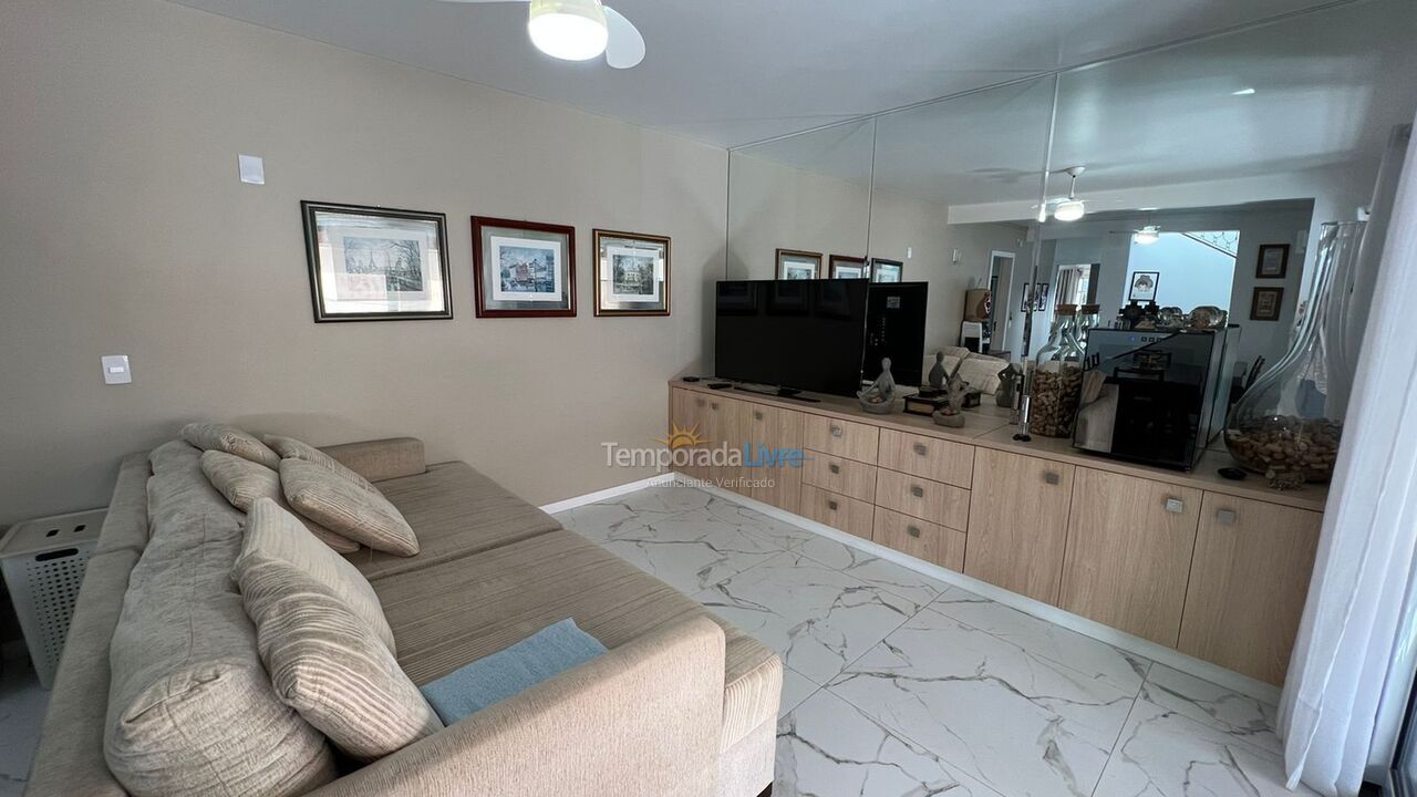 House for vacation rental in Florianopolis (Jurerê Internacional)