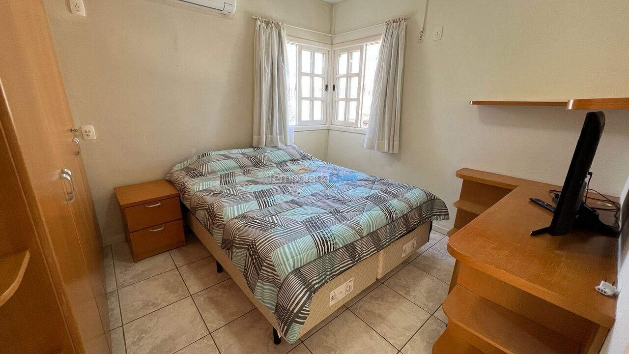 House for vacation rental in Florianopolis (Jurerê Internacional)