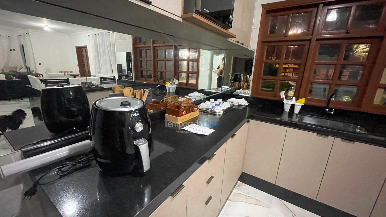 House for vacation rental in Bertioga (Praia do Indaiá)